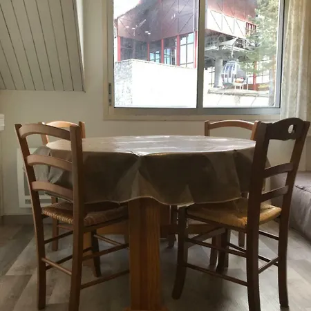 Pied Telecabine Avec Parking Couvert, T2 Bis 5 Personnes. 科特雷